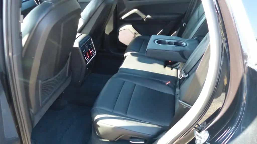 Porsche Cayenne el.AHk Luftfederung Standhzg 20Zoll 05/2019-photo-10
