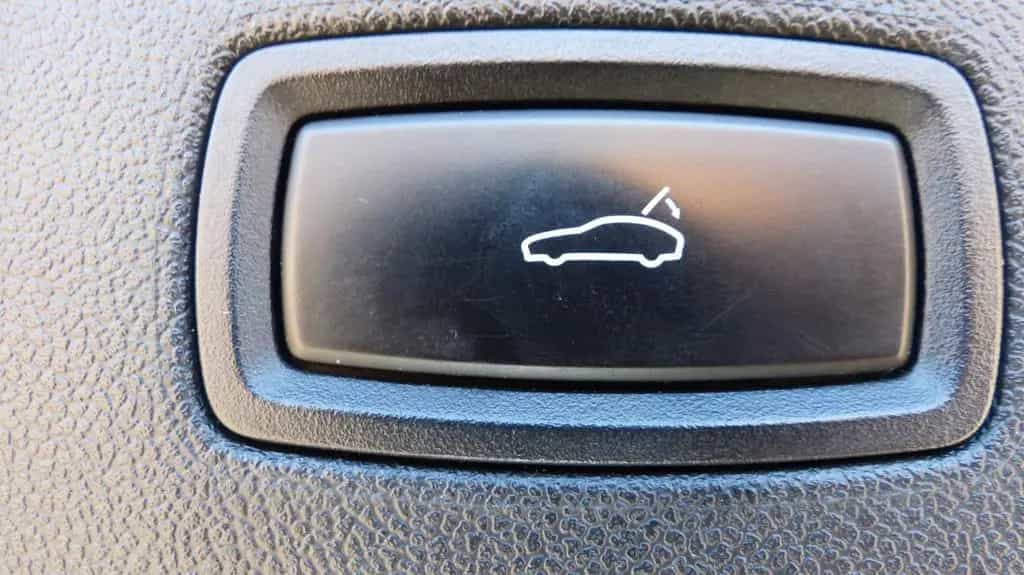 Porsche Cayenne el.AHk Luftfederung Standhzg 20Zoll 05/2019-photo-15