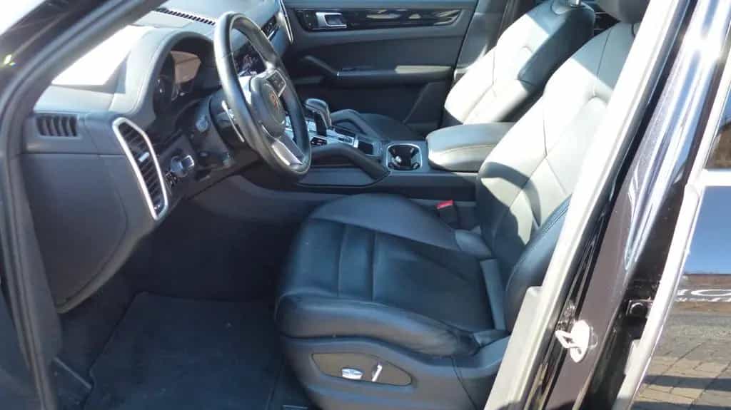 Porsche Cayenne el.AHk Luftfederung Standhzg 20Zoll 05/2019-photo-8