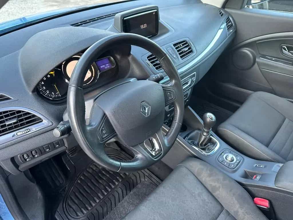 Renault Megane Lim. 5-trg/Limited/Klima/Navi/SHZ/PDC/ 08/2015-photo-8