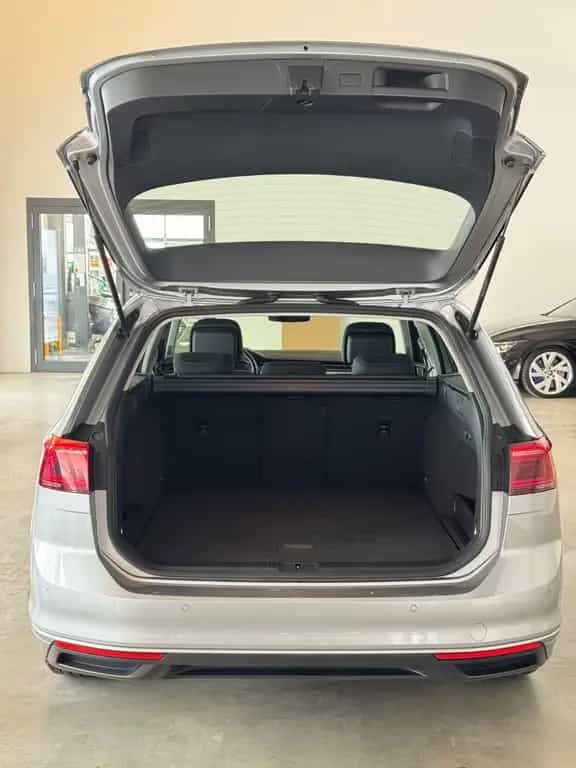 Volkswagen Passat Variant 2.0 TDI Business Matrix/AHK/Kam 08/2022-photo-10