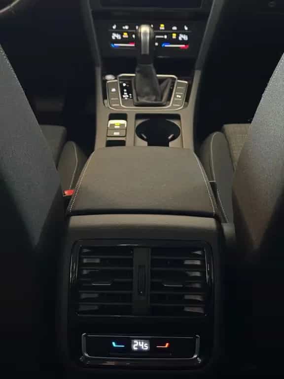 Volkswagen Passat Variant 2.0 TDI Business Matrix/AHK/Kam 08/2022-photo-22