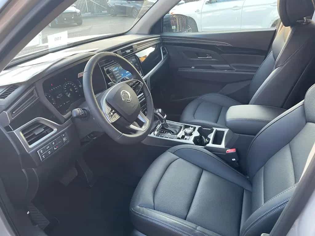 KGM Korando Black 6/AT 2WD 01/2026-photo-3