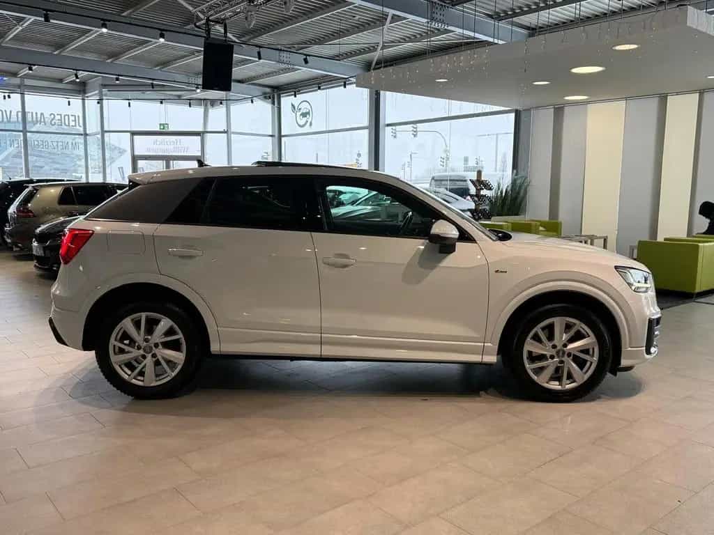 Audi Q2 40 TFSI quattro sport*S-Line*RFK*SHZ* 08/2020-photo-8