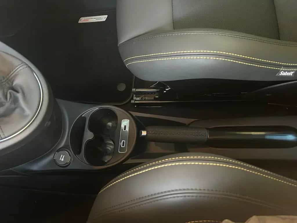 Abarth 695 75 Anniversario 1.4 T-Jet BEATS 05/2024-photo-15
