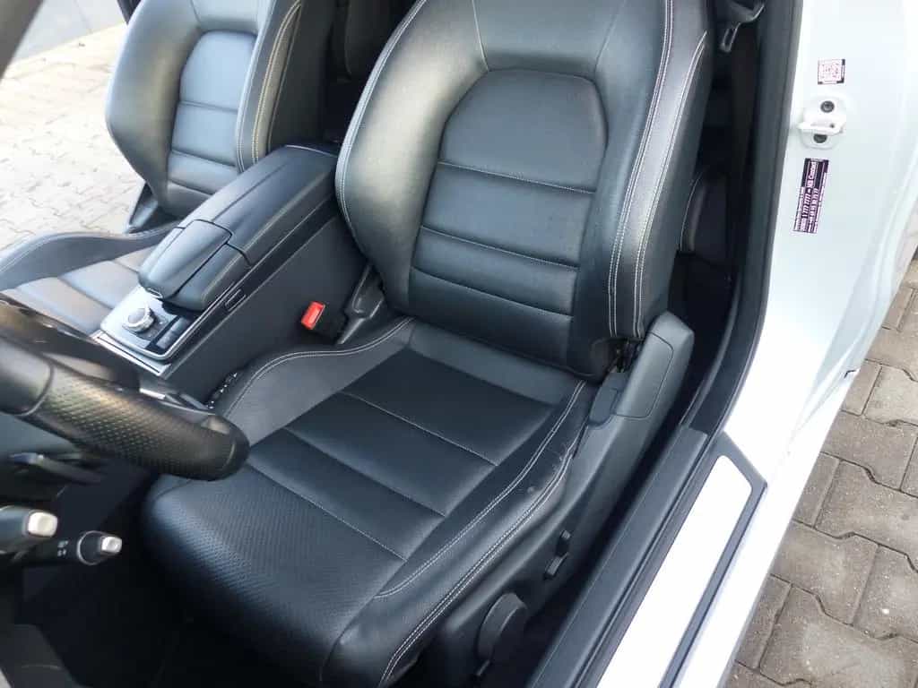 Mercedes-Benz E-Class 200 E Coupe Automatik*LEDER*PANO*AMG PAKET*LED 10/2016-photo-13