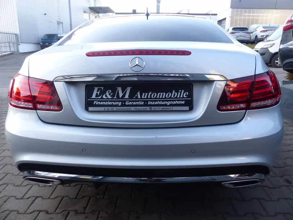 Mercedes-Benz E-Class 200 E Coupe Automatik*LEDER*PANO*AMG PAKET*LED 10/2016-photo-4