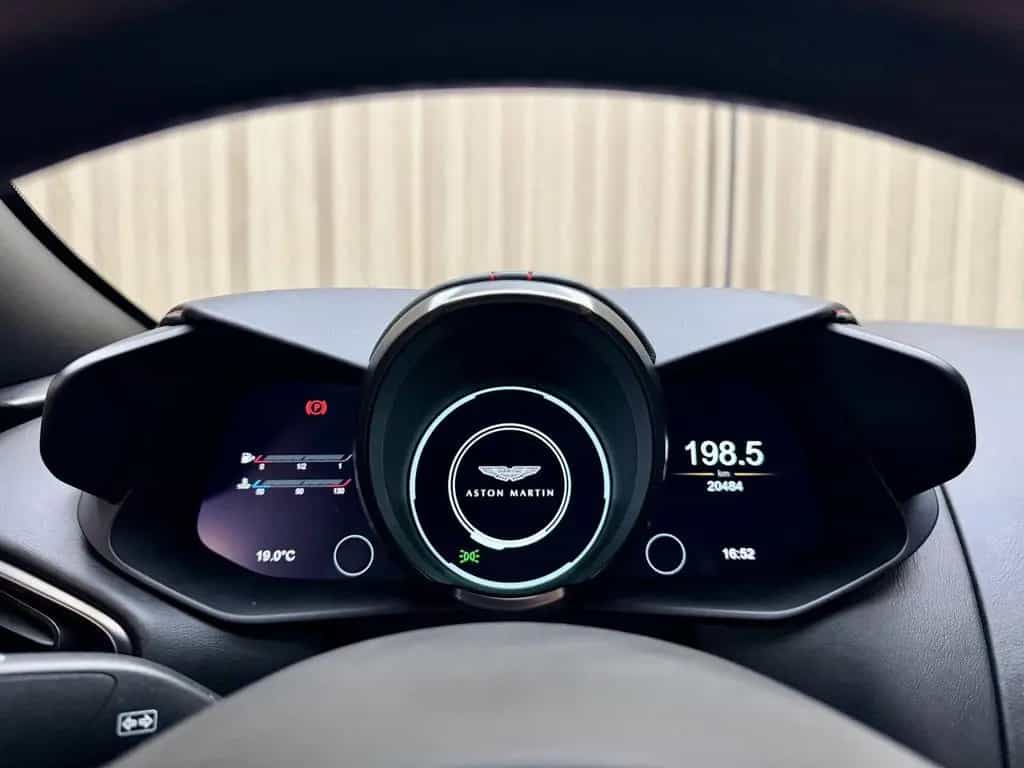 Aston Martin V8 Vantage 4.0 / 7-Speed Manual / 510 PK / Keram 09/2019-photo-12