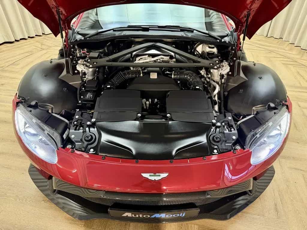 Aston Martin V8 Vantage 4.0 / 7-Speed Manual / 510 PK / Keram 09/2019-photo-19