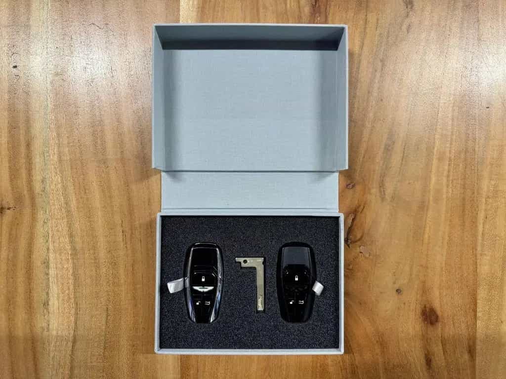 Aston Martin V8 Vantage 4.0 / 7-Speed Manual / 510 PK / Keram 09/2019-photo-24