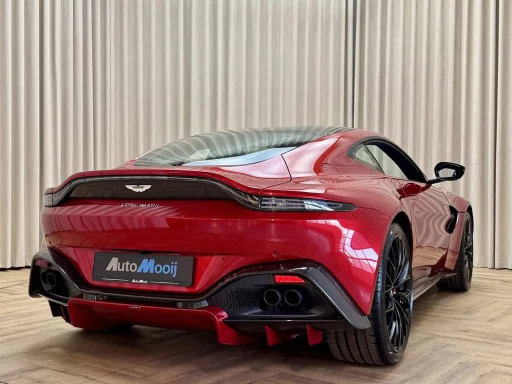 Aston Martin V8 Vantage 4.0 / 7-Speed Manual / 510 PK / Keram 09/2019-photo-40
