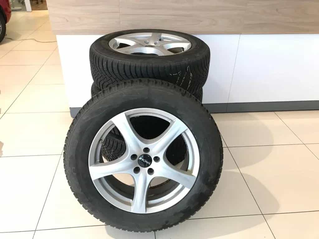Jaguar E-Pace D180 AWD SE *LED*360°*Leder*Meridian*SHZ* 06/2018-photo-29