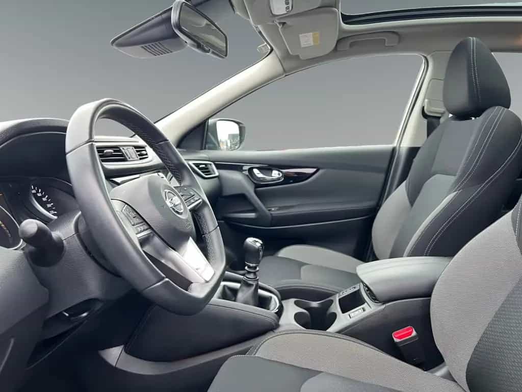 Nissan Qashqai 1.3 DIG-T Zama Panoramadach Kamera 06/2021-photo-9