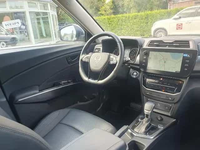 Ssangyong Tivoli Grand 1.5 A/T Blackline 12/2024-photo-10