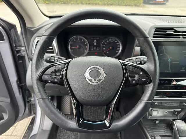 Ssangyong Tivoli Grand 1.5 A/T Blackline 12/2024-photo-11