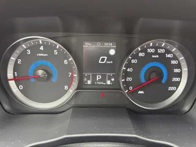 Ssangyong Tivoli Grand 1.5 A/T Blackline 12/2024-photo-12