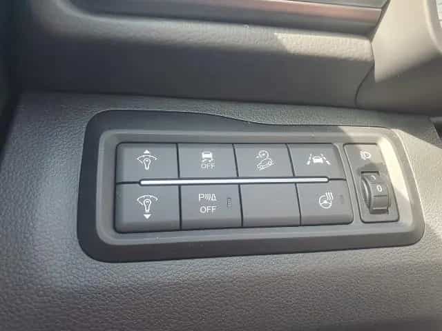 Ssangyong Tivoli Grand 1.5 A/T Blackline 12/2024-photo-13