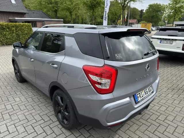 Ssangyong Tivoli Grand 1.5 A/T Blackline 12/2024-photo-4