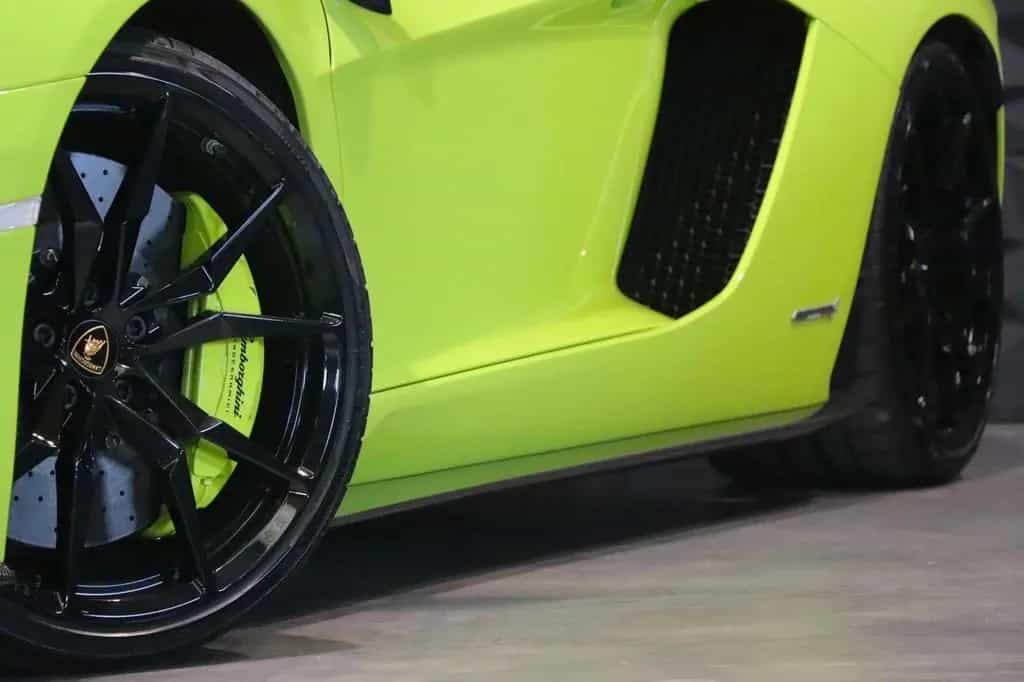 Lamborghini Aventador S Roadster - Carbon - Style Pack 04/2018-photo-18