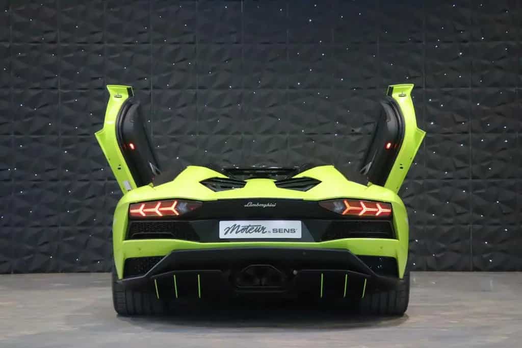 Lamborghini Aventador S Roadster - Carbon - Style Pack 04/2018-photo-23