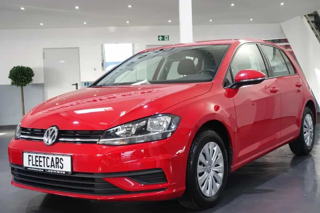Volkswagen Golf VII Lim. Automatik 5-Türer | Einparkhilfe 12/2018-photo-0