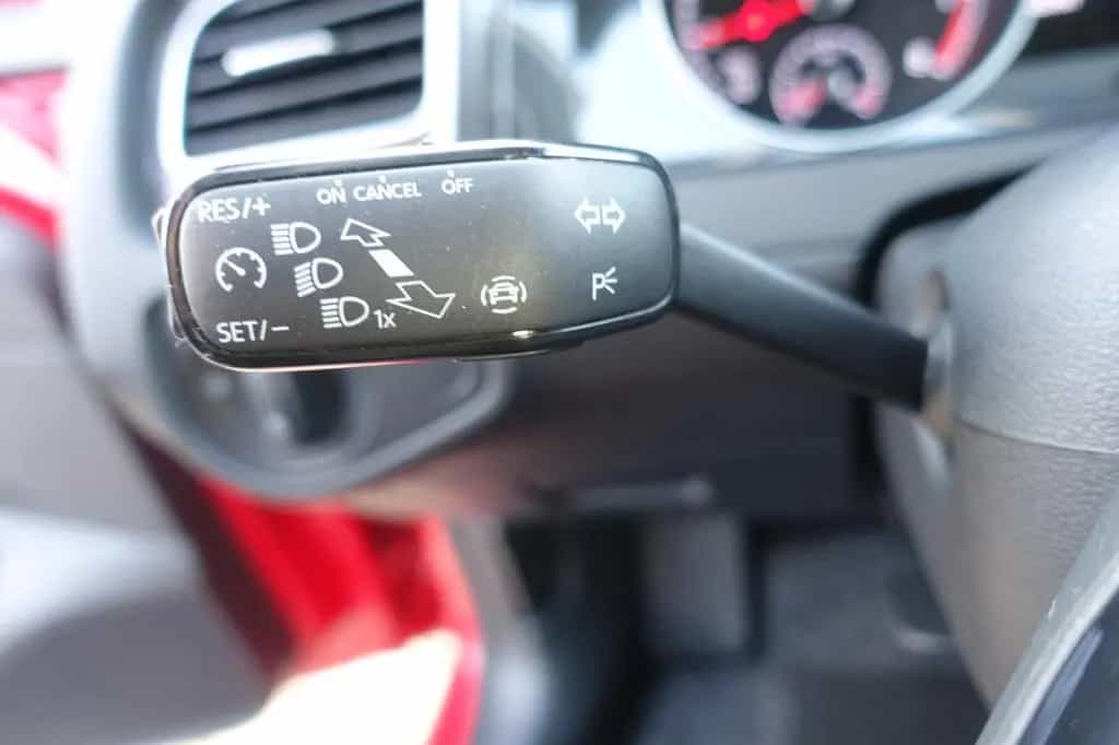 Volkswagen Golf VII Lim. Automatik 5-Türer | Einparkhilfe 12/2018-photo-11