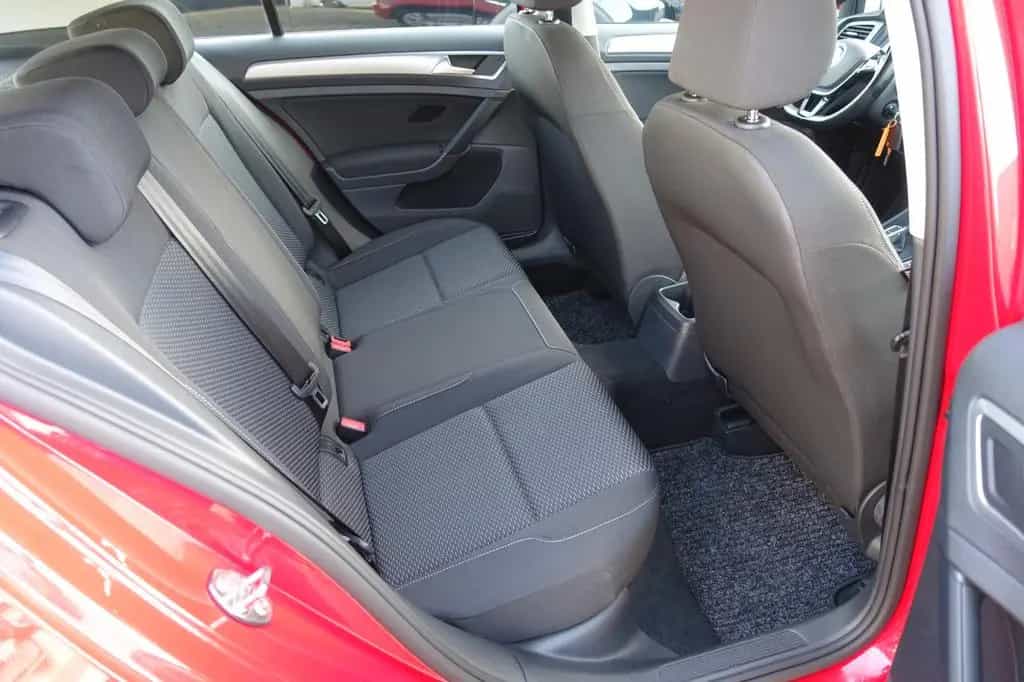 Volkswagen Golf VII Lim. Automatik 5-Türer | Einparkhilfe 12/2018-photo-19