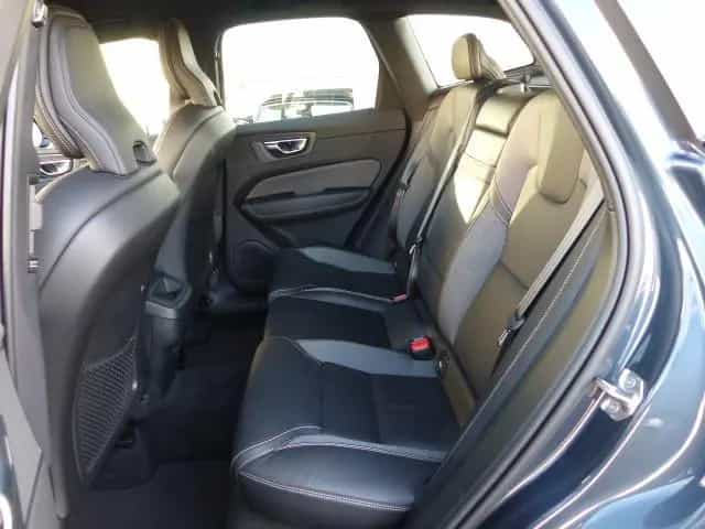 Volvo XC60 R Design B4(D) Aut.EU6d*GOOGLE*ACC-TEMP* 09/2021-photo-13