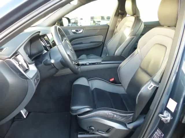 Volvo XC60 R Design B4(D) Aut.EU6d*GOOGLE*ACC-TEMP* 09/2021-photo-4