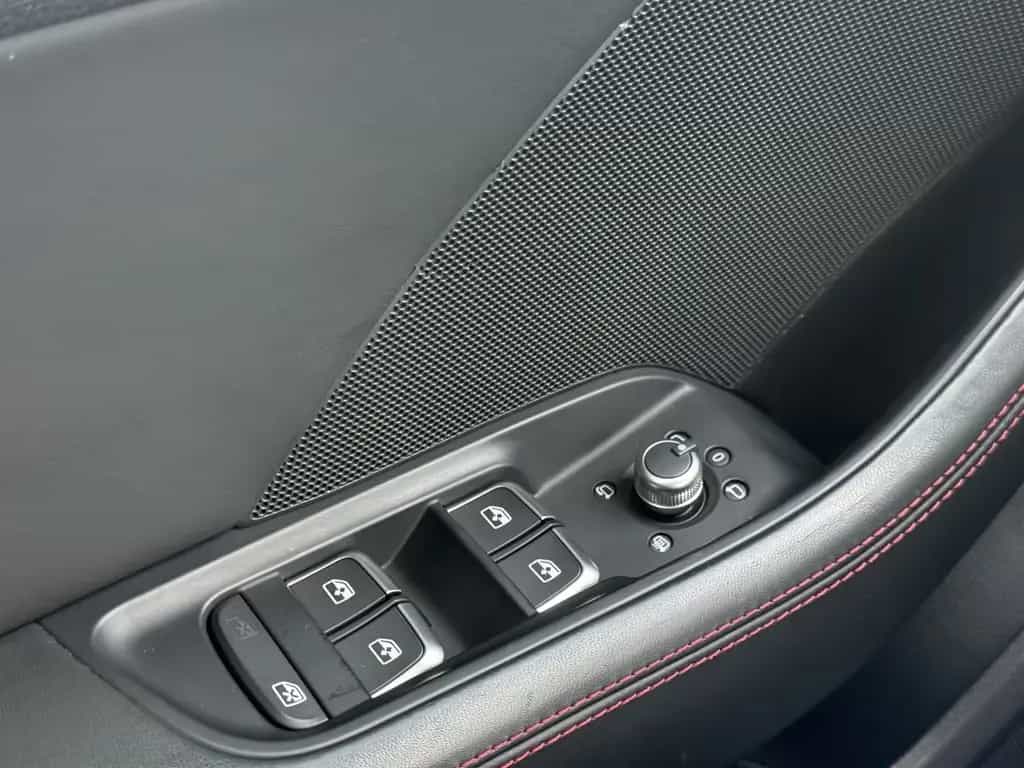 Audi S3 Sportback quattro *2.Hd*LED*ACC*RFK*Sportsitz 12/2019-photo-39