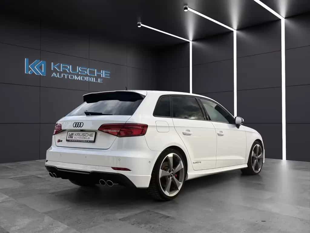 Audi S3 Sportback quattro *2.Hd*LED*ACC*RFK*Sportsitz 12/2019-photo-4