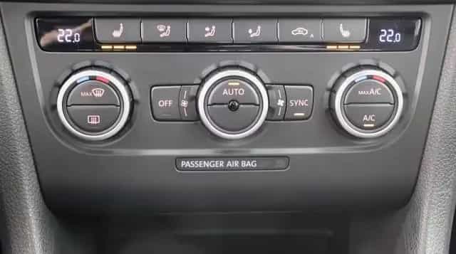 Volkswagen Golf 6 R 2.0TSI 265PS DSG Cabriolet Navi DCC DAB 07/2014-photo-18