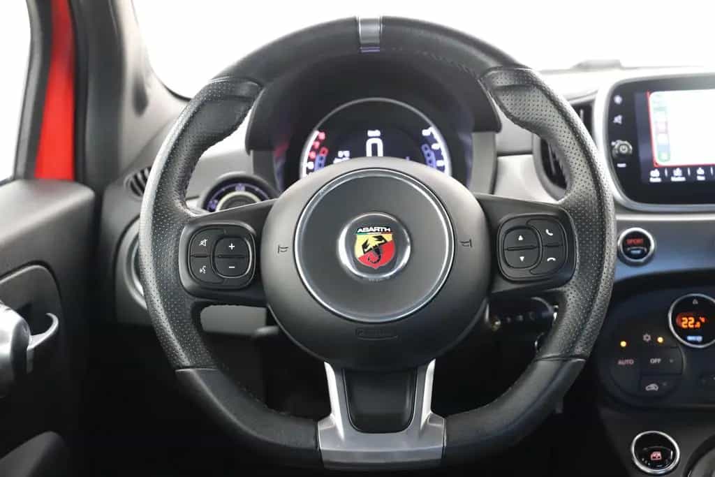 Fiat 595C 1.4T-Jet 165PS Cabrio Turismo Leder 1.Hand 08/2017-photo-22