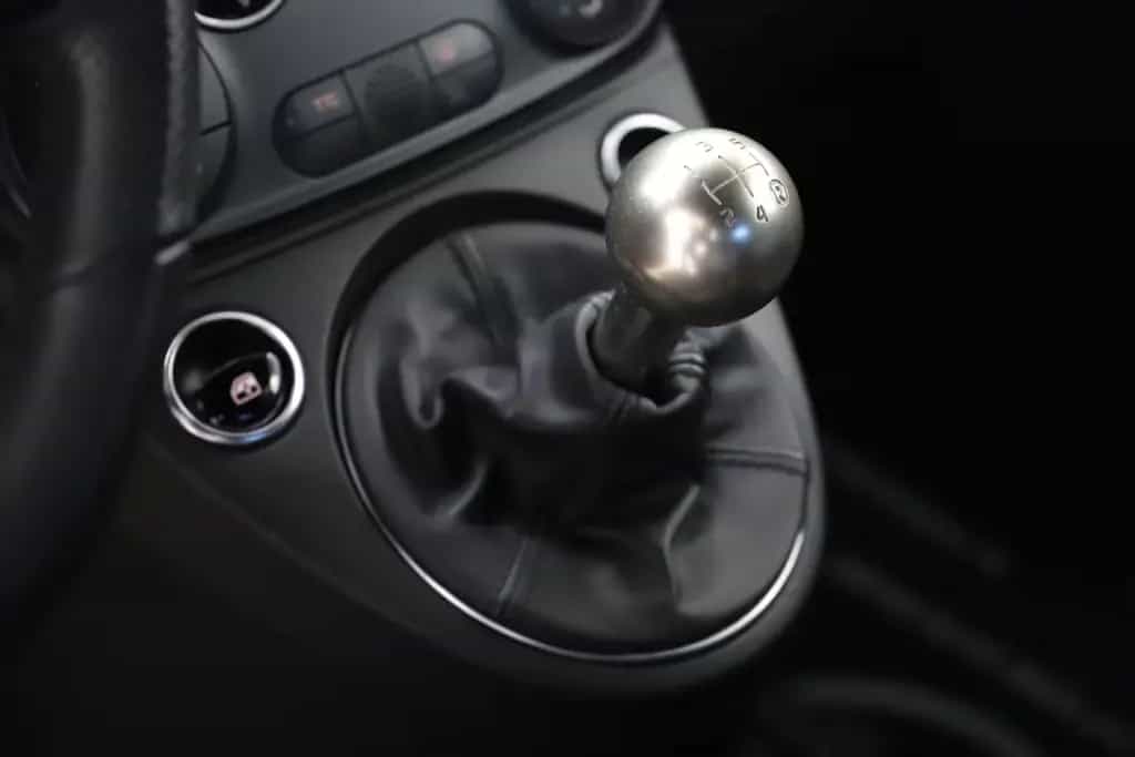 Abarth 595C 1.4T-Jet 165PS Cabrio Turismo Leder 1.Hand 08/2017-photo-23