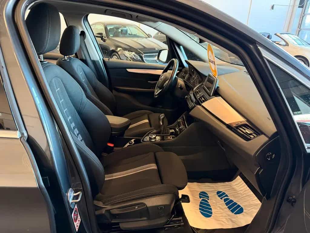 BMW 218 i Active Tourer*Advantage*Garantie*Panorama* 07/2016-photo-10