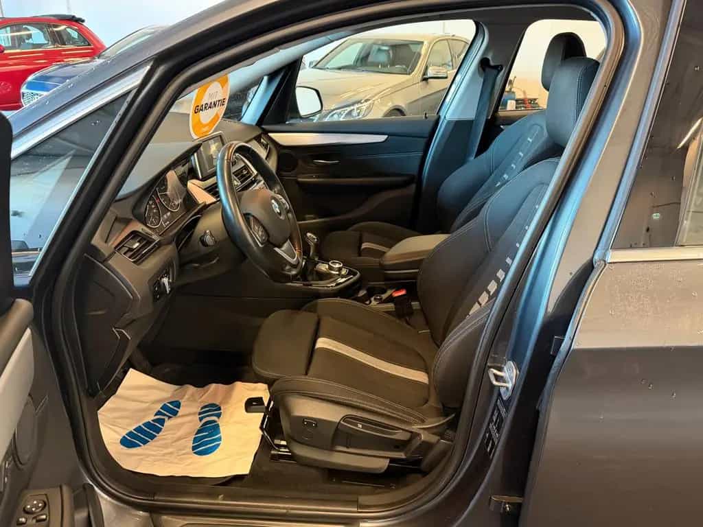 BMW 218 i Active Tourer*Advantage*Garantie*Panorama* 07/2016-photo-8