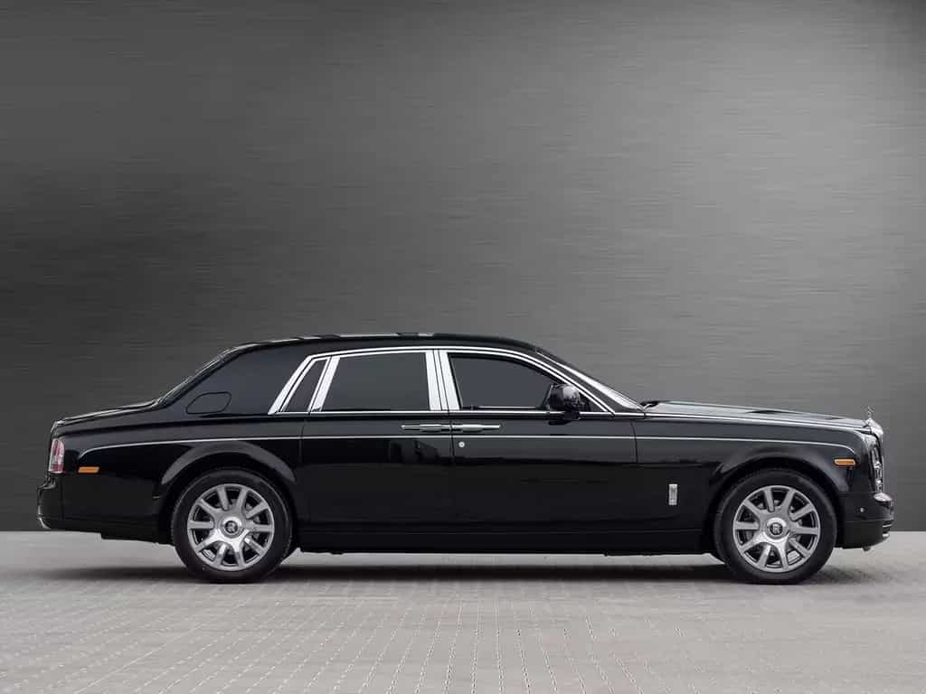 Rolls-Royce Phantom -Series II  Family 06/2013-photo-1