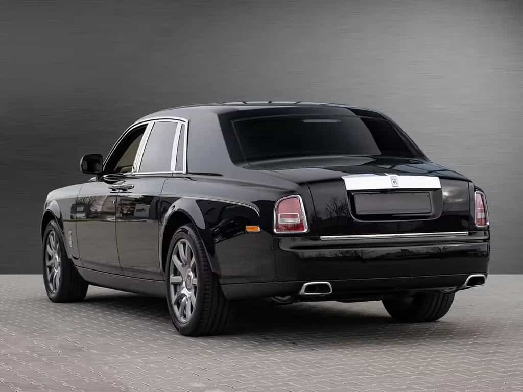 Rolls-Royce Phantom -Series II  Family 06/2013-photo-3