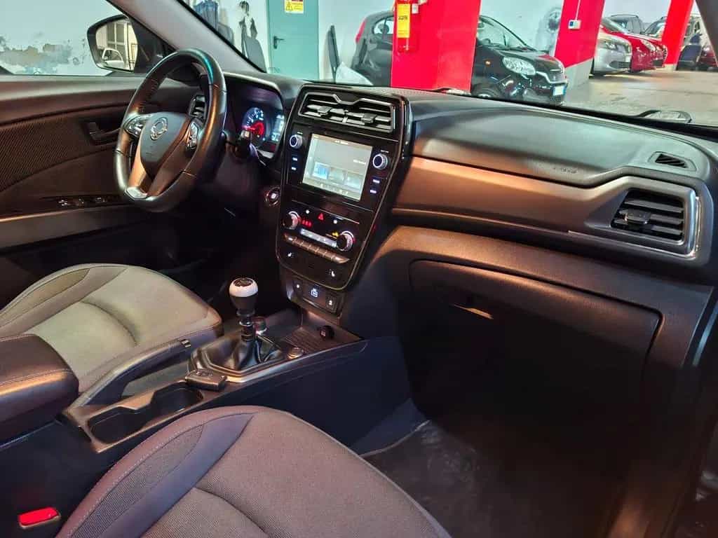 Ssangyong Tivoli 1.2 GDI Turbo PREMIUM 46000KM!! 01/2022-photo-9