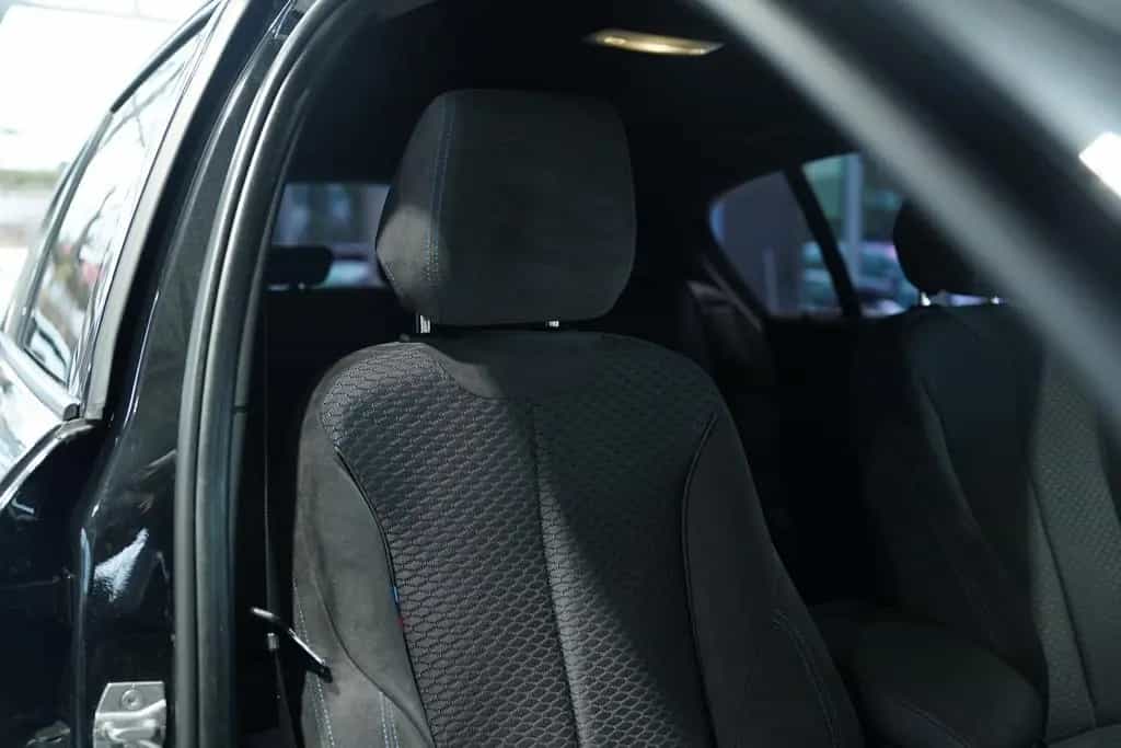 BMW M135 xDrive *H&K *PDC *AHK *Business-Paket 05/2016-photo-14
