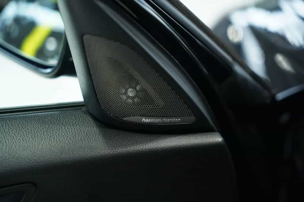 BMW M135 xDrive *H&K *PDC *AHK *Business-Paket 05/2016-photo-24