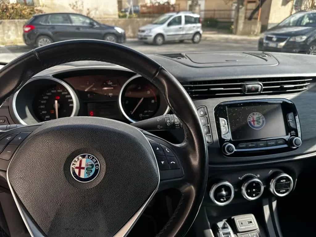 Alfa Romeo Giulietta 1.6 JTDm 120 CV Super 11/2018-photo-4