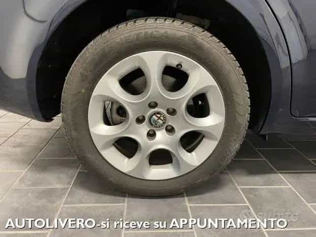 Alfa Romeo 159 ROMEO 159 1.9 JTS 16V Distinctive 160cv-UNI 02/2006-photo-2