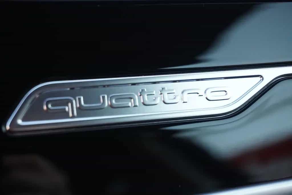 Audi A6 Avant 50 3.0 TDI quattro LED Navi ACC PDC 10/2018-photo-34