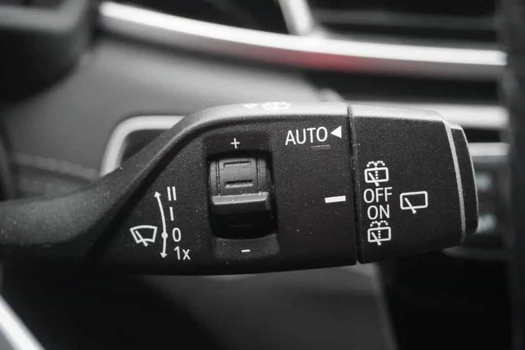 BMW X2 xDrive 20d Advantage Plus LED Navi AHK PDC 05/2019-photo-19