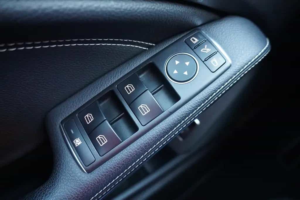 Mercedes-Benz CLA-Class 180 Urban LED Pano Navi Radio 03/2017-photo-15
