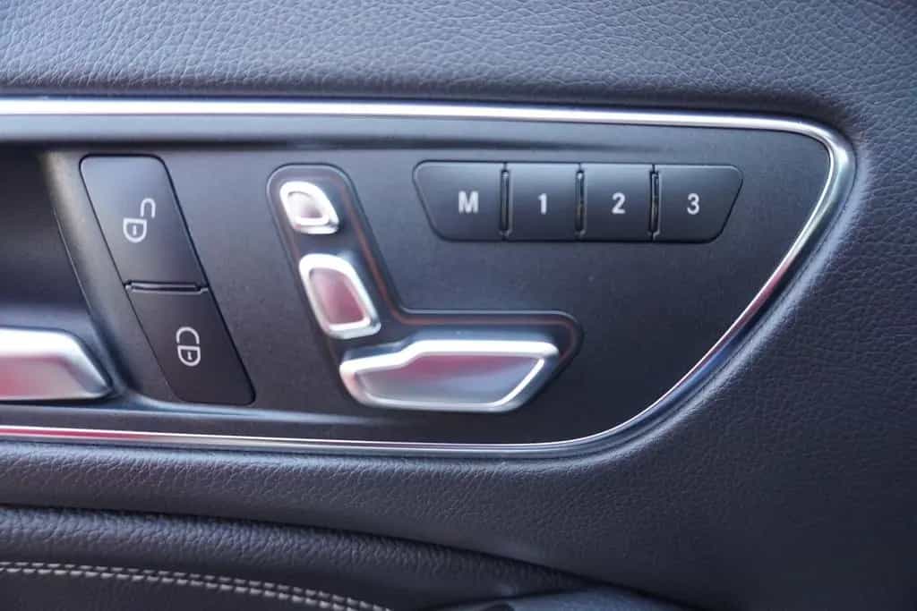 Mercedes-Benz CLA-Class 180 Urban LED Pano Navi Radio 03/2017-photo-16