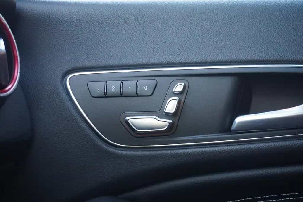 Mercedes-Benz CLA-Class 180 Urban LED Pano Navi Radio 03/2017-photo-18