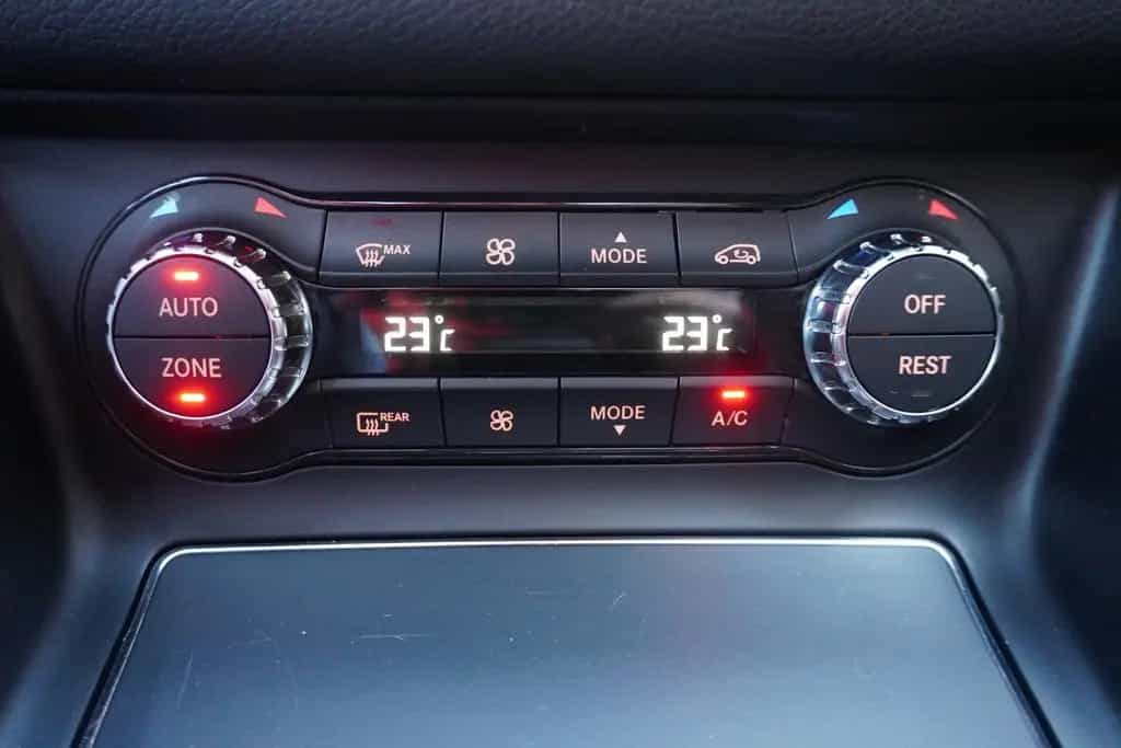 Mercedes-Benz CLA-Class 180 Urban LED Pano Navi Radio 03/2017-photo-30