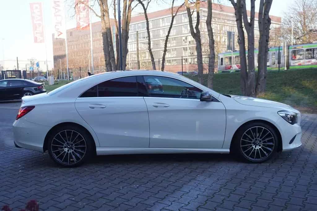 Mercedes-Benz CLA-Class 180 Urban LED Pano Navi Radio 03/2017-photo-4